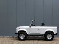 Land Rover Defender 90 V8 3.5L V8 producing 140 bhp - <small></small> 68.500 € <small>TTC</small> - #28