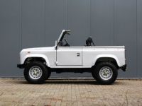 Land Rover Defender 90 V8 3.5L V8 producing 140 bhp - <small></small> 68.500 € <small>TTC</small> - #29