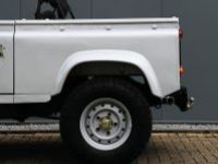 Land Rover Defender 90 V8 3.5L V8 producing 140 bhp - <small></small> 68.500 € <small>TTC</small> - #31