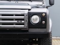 Land Rover Defender 90 V8 90 V8 3.5 V8 138 BHP - <small></small> 53.500 € <small>TTC</small> - #17