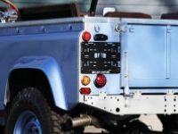 Land Rover Defender 90 V8 Safari 3.5L V8 producing 135 bhp - <small></small> 124.000 € <small>TTC</small> - #20