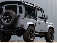 Land Rover Defender 90 V8 Urban 4.6L V8 producing 230 bhp - <small></small> 118.000 € <small>TTC</small> - #10