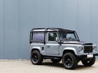 Land Rover Defender 90 V8 Urban 4.6L V8 producing 230 bhp - <small></small> 118.000 € <small>TTC</small> - #13