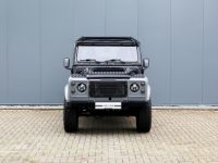 Land Rover Defender 90 V8 Urban 4.6L V8 producing 230 bhp - <small></small> 118.000 € <small>TTC</small> - #23