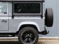 Land Rover Defender 90 V8 Urban 4.6L V8 producing 230 bhp - <small></small> 118.000 € <small>TTC</small> - #30