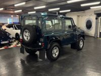 Land Rover Defender II 90 4.0 STATION WAGON ANNIVERSAIRE BVA N•20/25 - <small></small> 89.900 € <small></small> - #6