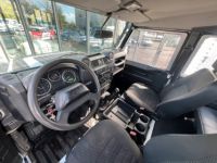 Land Rover Defender LAND ROVER 110 2,4 122ch 7 places - <small></small> 34.990 € <small>TTC</small> - #4