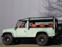 Land Rover Defender Miyo by Carcave 90 or 110 Miyo 3.500 cc 200 bhp  original engine - Prix sur Demande - #15