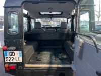 Land Rover Defender Station Wagon 90 2.5 Td5 90 HYGHLANDER - <small></small> 22.490 € <small>TTC</small> - #17