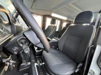 Land Rover Defender Station Wagon Land Rover TD4 110 7 Places - <small></small> 41.900 € <small>TTC</small> - #8