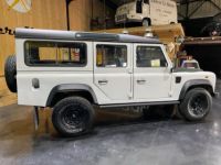 Land Rover Defender Superbe Land rover 110 td5 9 places - <small></small> 34.990 € <small>TTC</small> - #2