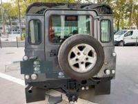 Land Rover Defender TD5 110 // 9 places // RHD - <small></small> 19.900 € <small>TTC</small> - #2