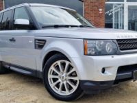 Land Rover Range Rover Sport 3.0 TdV6 HSE-Bte AUTO-TOIT OUVRANT-CAMERA-CARNET - <small></small> 15.990 € <small>TTC</small> - #2