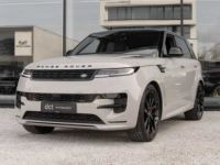 Land Rover Range Rover Sport D300 Dynamic SE 23'Alu Pano 360° Meridian3D - <small></small> 112.900 € <small>TTC</small> - #1