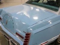 Lincoln Continental - <small></small> 21.300 € <small>TTC</small> - #11