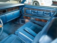 Lincoln Continental 1977 Coupe (1 owner, original paint) - <small></small> 37.950 € <small>TTC</small> - #4