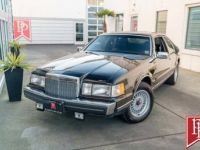 Lincoln Continental Mk VII  - <small></small> 30.800 € <small>TTC</small> - #2