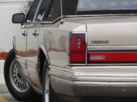 Lincoln Town Car - <small></small> 16.200 € <small>TTC</small> - #1