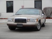 Lincoln Town Car - <small></small> 16.200 € <small>TTC</small> - #3