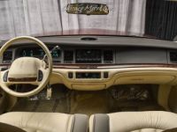 Lincoln Town Car - <small></small> 27.500 € <small>TTC</small> - #16