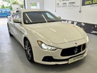 Maserati Ghibli 3.0 V6 275 Sport and Sound Camera Feux de route auto Siège électrique à mémoire - <small></small> 25.990 € <small>TTC</small> - #26