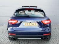 Maserati Levante 3.0 V6 / Toit pano / 21 / Garantie 12 mois - <small></small> 50.900 € <small>TTC</small> - #4