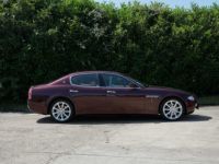 Maserati Quattroporte 4.2 V8 400 Ch EXECUTIVE GT DuoSelect (boite F1) - PARFAIT Etat - Origine France - 2 Propriétaire - Historique MASERATI France - Garantie 12 Mois - <small></small> 29.900 € <small>TTC</small> - #6