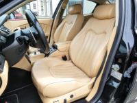 Maserati Quattroporte 4.2 V8 SPORT GT 400 Duoselect | Boîte F1 - <small></small> 24.990 € <small>TTC</small> - #10