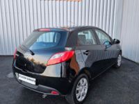 Mazda 2 1.3 75CH BVM5 ELEGANCE 127Mkms 09-2013 - <small></small> 5.990 € <small>TTC</small> - #2