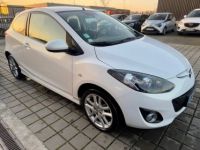 Mazda 2 1.5i - 16V - <small></small> 7.490 € <small>TTC</small> - #3