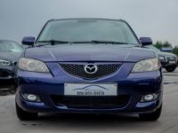 Mazda 3 Sedan 1.6i 16V Benzine - AIRCO - ISOFIX - BLUETOOTH - MISTLAMPEN - <small></small> 2.000 € <small>TTC</small> - #4