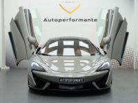 McLaren 570GT BLADE SILVER TOIT PANO CERAMIQUES B&W Garantie 12 mois - <small></small> 154.000 € <small>TTC</small> - #3