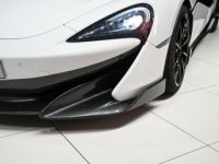 McLaren 600LT V8 3.8 L 600 ch 600LT SENNA CARBON B&W Blanche 1èreM Garantie 12 mois - <small></small> 245.490 € <small>TTC</small> - #23