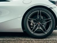 McLaren 720S V8 4L 720S Luxury Carbon 360° - <small></small> 199.890 € <small>TTC</small> - #9