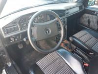 Mercedes 190 E 2.3-16 SOUPAPES MOTEUR RECONDITIONNE A NEUF - <small></small> 31.990 € <small>TTC</small> - #8