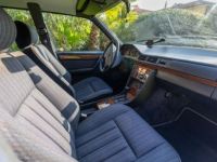 Mercedes 200 E A - <small></small> 10.990 € <small>TTC</small> - #10