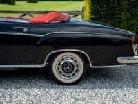 Mercedes 220 S - Ponton Cabriolet - <small></small> 140.000 € <small>TTC</small> - #15