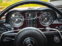 Mercedes 230 SL Pagode Purpurrot French Vehicle - <small></small> 79.900 € <small>TTC</small> - #12