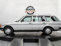 Mercedes 240 TD - <small></small> 69.400 € <small></small> - #5