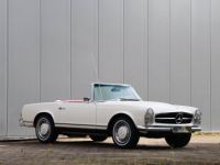 Mercedes 280 sl pagoda W113 2800 cc inline 6 cilinder 168 bhp - <small></small> 119.400 € <small>TTC</small> - #18