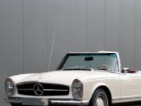 Mercedes 280 sl pagoda W113 2800 cc inline 6 cilinder 168 bhp - <small></small> 119.400 € <small>TTC</small> - #21