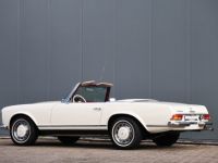 Mercedes 280 sl pagoda W113 2800 cc inline 6 cilinder 168 bhp - <small></small> 119.400 € <small>TTC</small> - #25