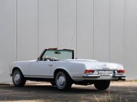 Mercedes 280 sl pagoda W113 2800 cc inline 6 cilinder 168 bhp - <small></small> 119.400 € <small>TTC</small> - #27