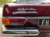 Mercedes 280 SL PAGODE Avec Historique 3eme Main Etat D'origne Exceptionnel mecanique restaure - <small></small> 125.000 € <small></small> - #44