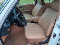 Mercedes 300 300-Series  - <small></small> 27.700 € <small>TTC</small> - #20