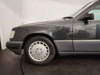 Mercedes 300 CE - <small></small> 17.500 € <small>TTC</small> - #14