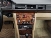 Mercedes 300 CE - <small></small> 17.500 € <small>TTC</small> - #30