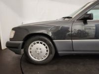 Mercedes 300 CE - <small></small> 17.500 € <small>TTC</small> - #9