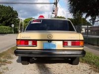 Mercedes 300 D  - <small></small> 18.000 € <small>TTC</small> - #5