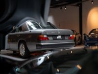 Mercedes 400 E W124 V8 - Elegance - <small></small> 24.500 € <small>TTC</small> - #17